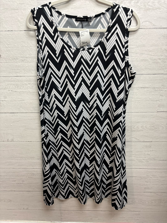 Size L Notations Black/White Dress