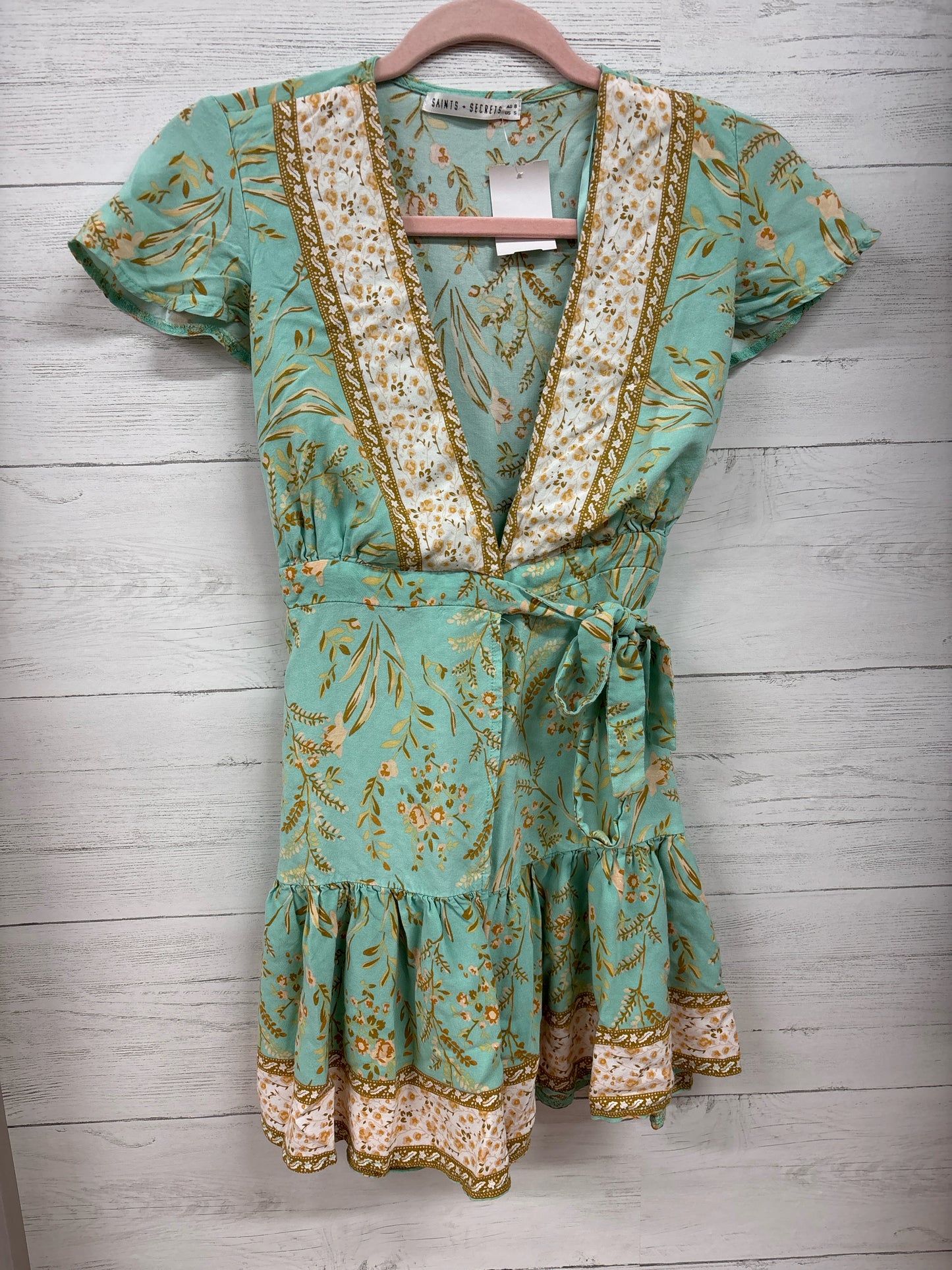 Size S Saints + Secrets Green Dress