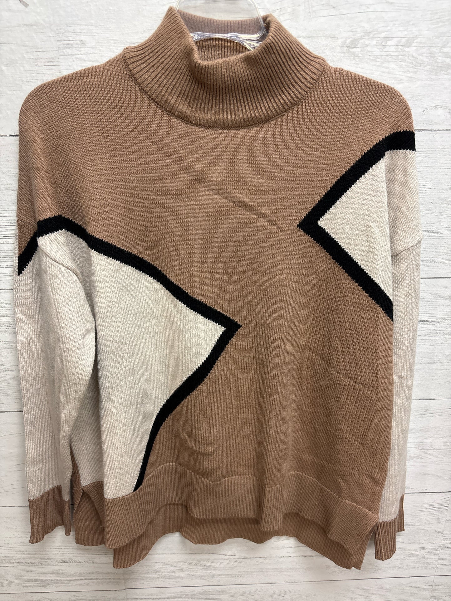 Size M INDUSTRY TAN/CREAM/BLACK Womens Sweatshirt