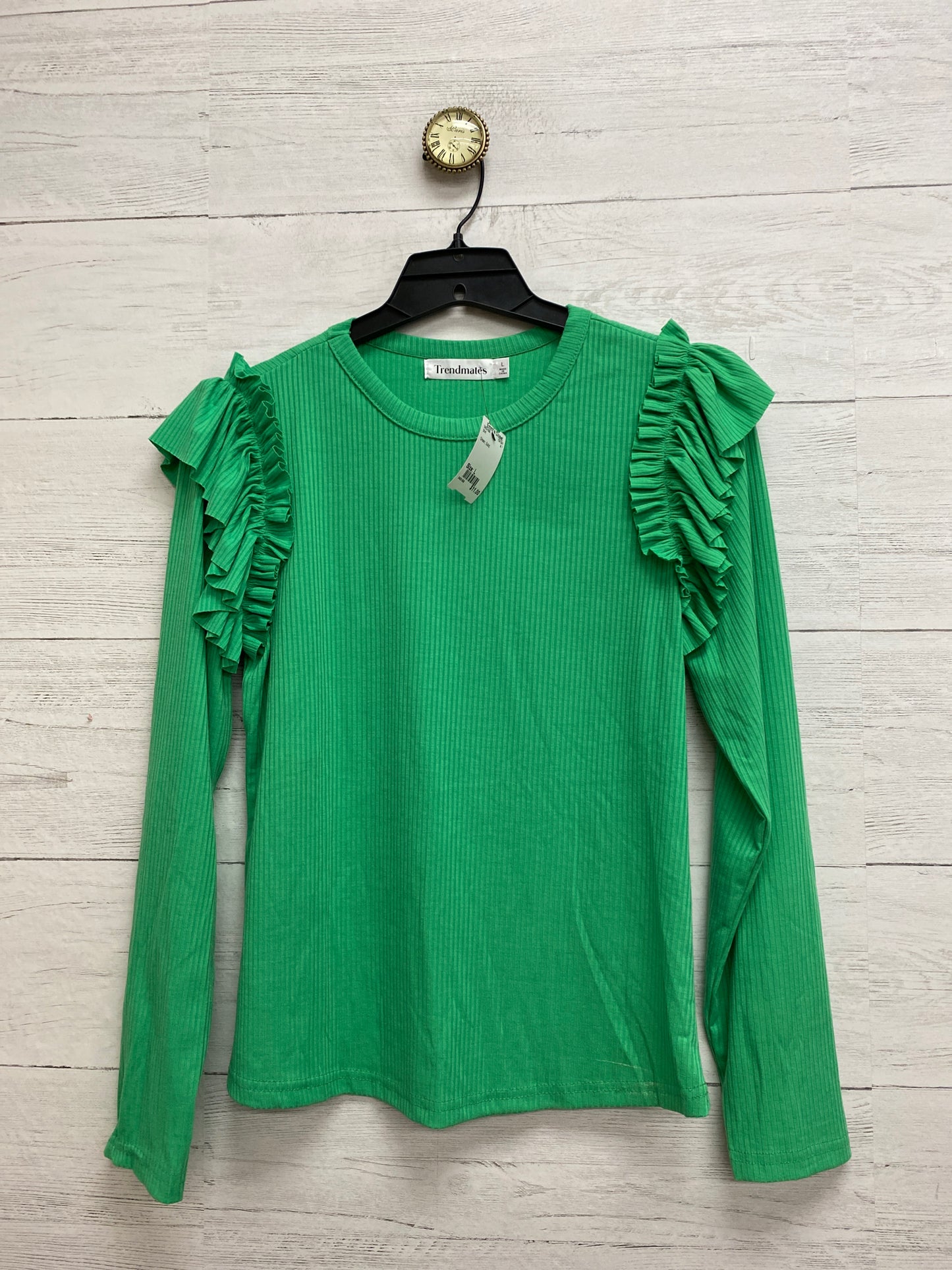 Size L Green Shirt