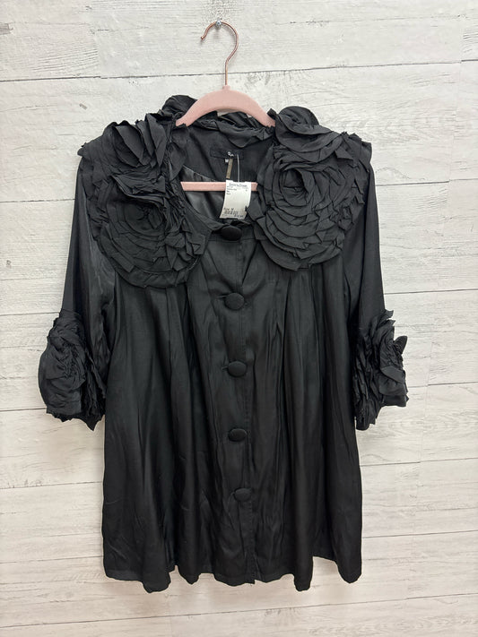 Size M Ryu Black Womens Shirt