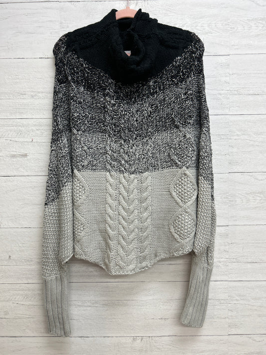 Size S/M wanna b Black/Grey Sweater