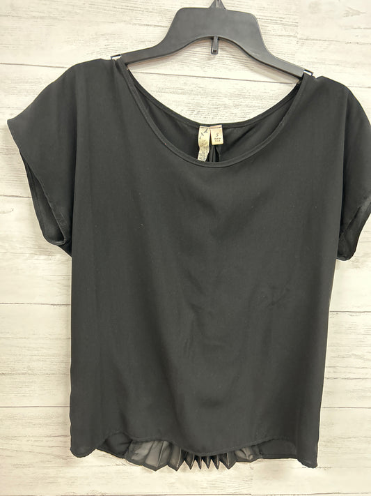 Size S N/A Black Shirt