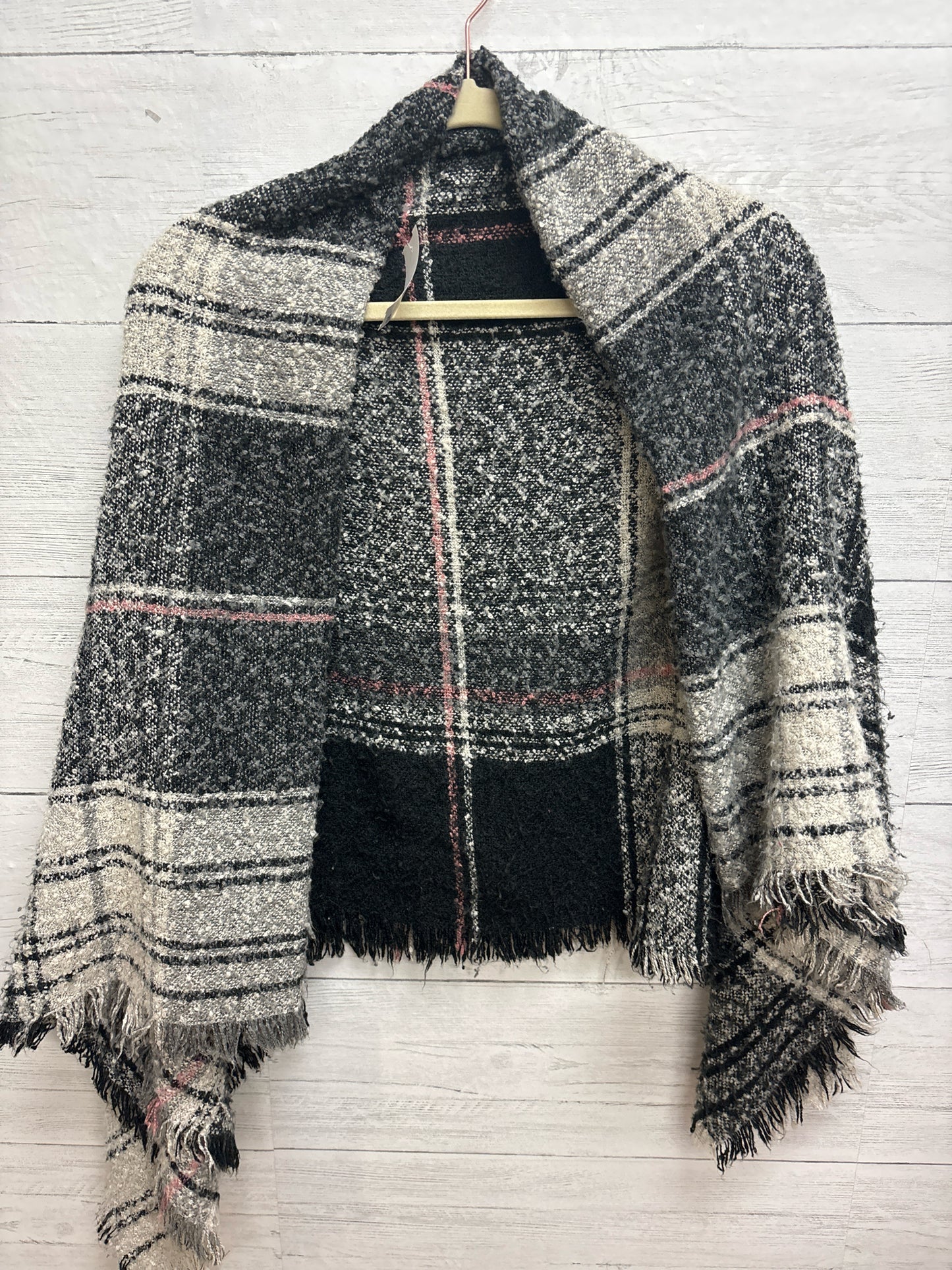 Size One Size Maurices Black/Pink Womens Shawl