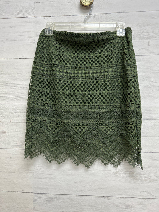 Size 0 Banana Republic Green Skirt