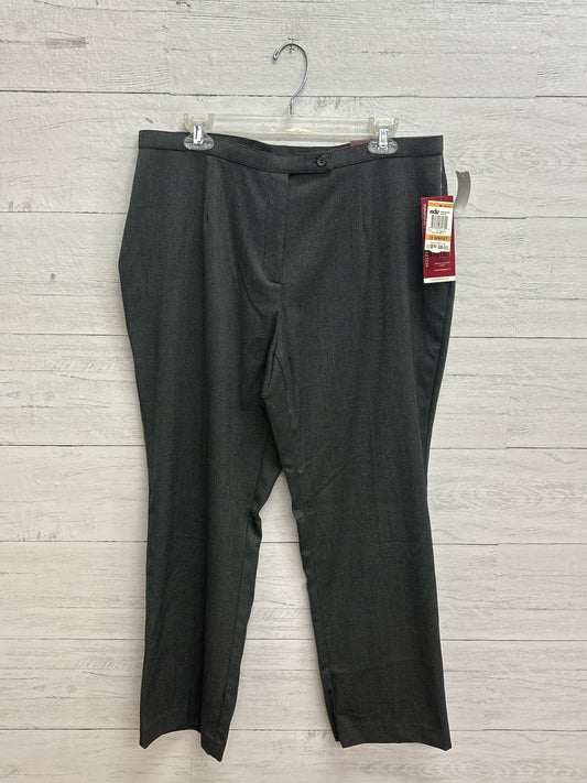 Size 16 JM Collection black/tan Pants