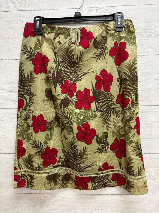 Size S St johns bay GREEN FLORAL Skirt