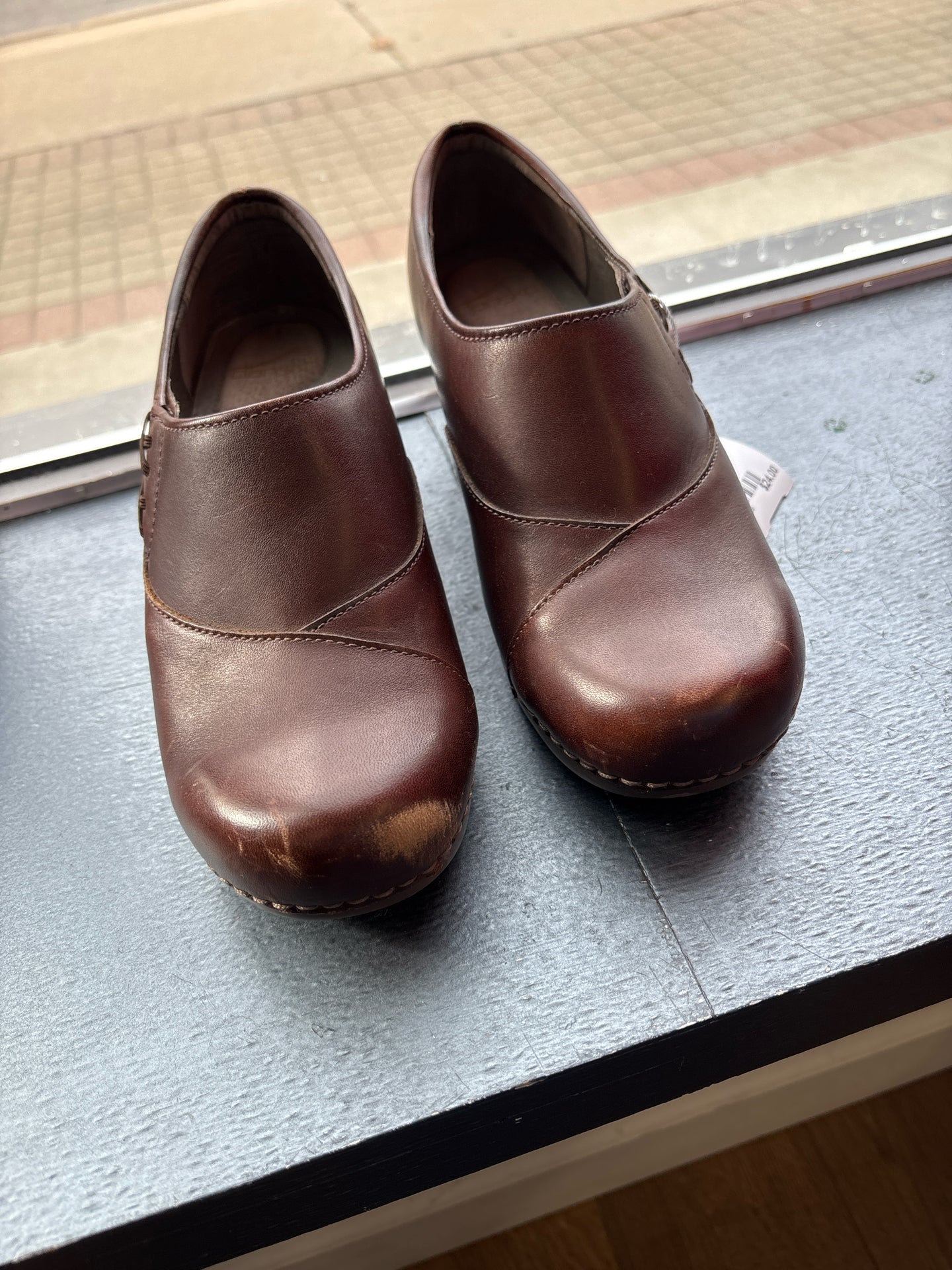 8.5 Dansko Brown Shoe