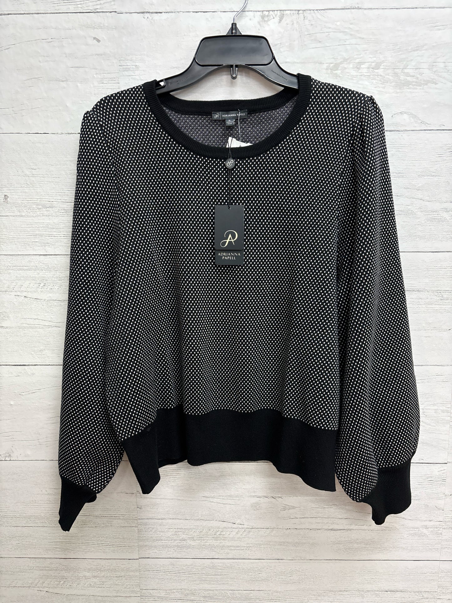 Size XL Adrianna Papell Black/White Womens Sweater