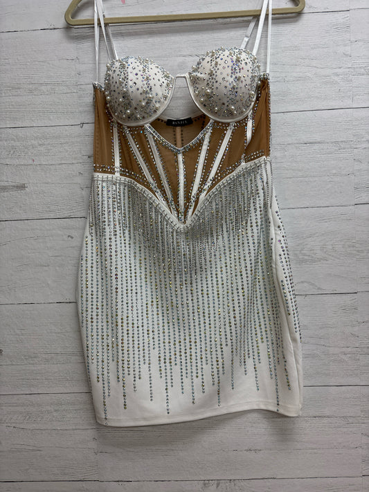 Size L Banjul White/Silver Gown