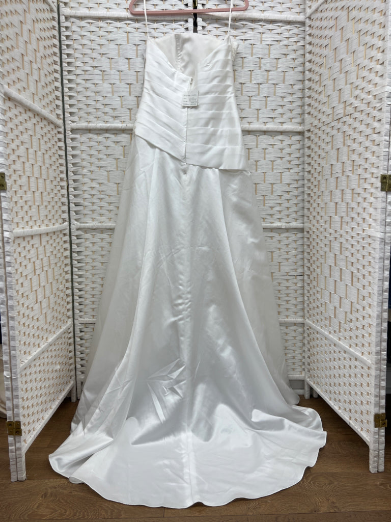 Size 12 Davids Bridal White Gown