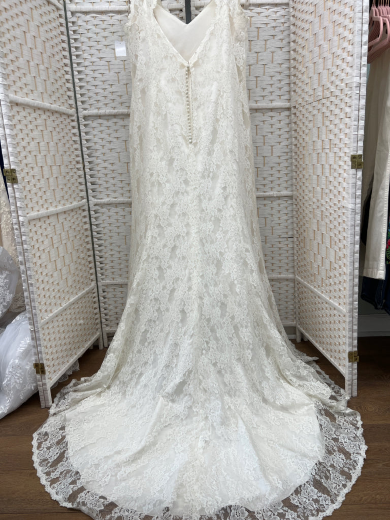 Size 24 Ivory Gown