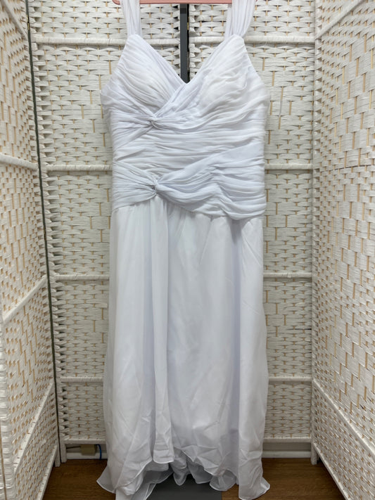 Size 22/24 White Gown