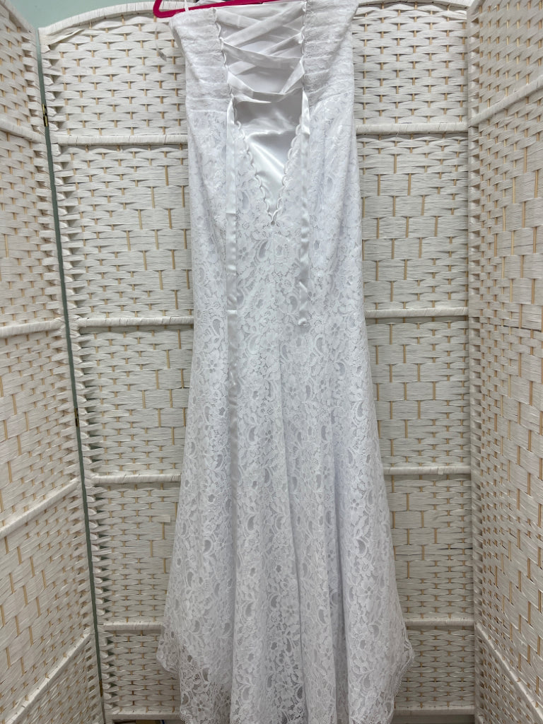 Size 12 White Gown