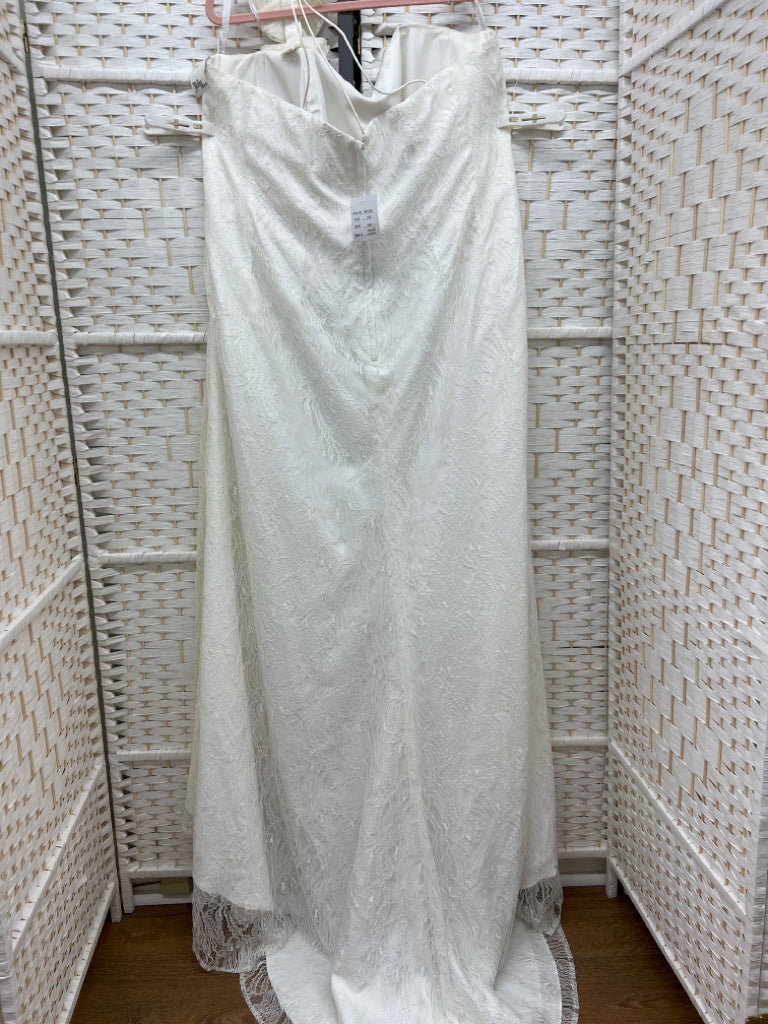 Size 24 Davids Bridal Cream Gown