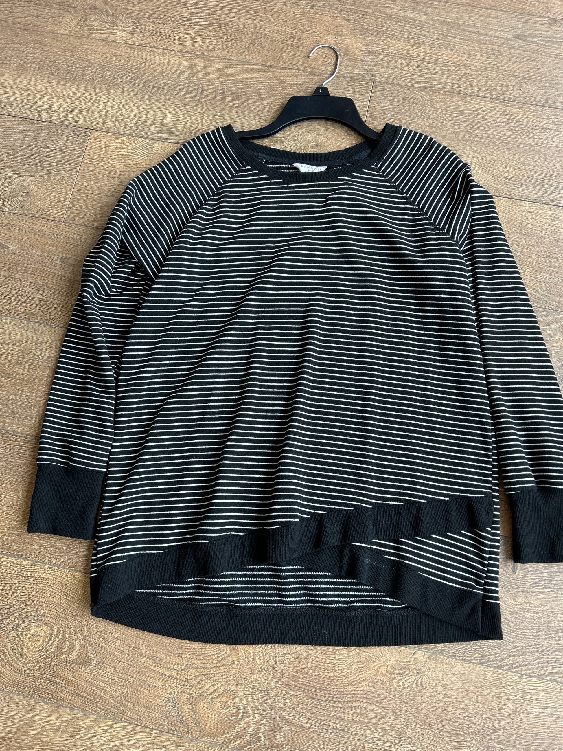Size XL Danskin Now Black/White Shirt – Emmi's Closet