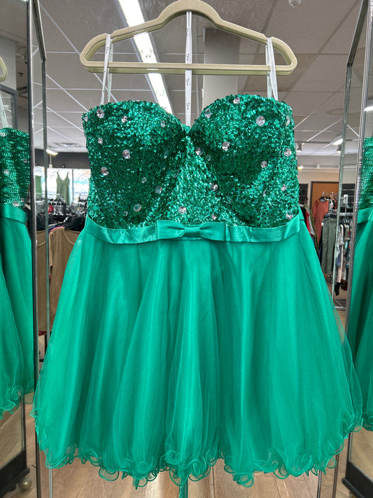 Size XL Green Gown