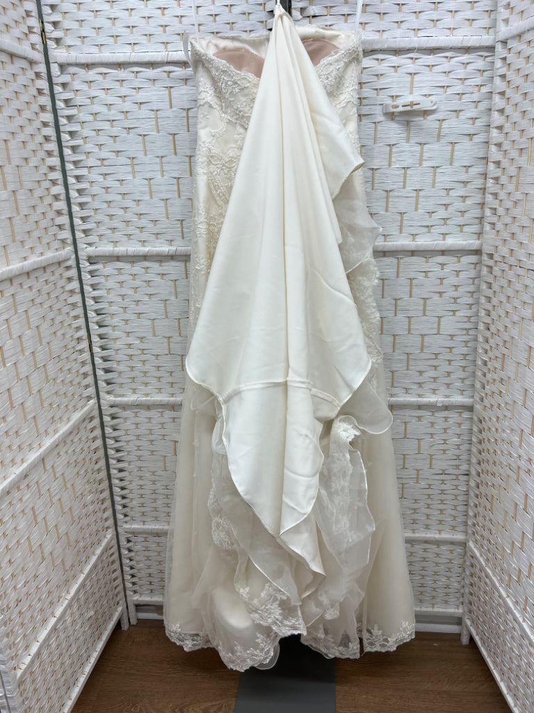 Size 12 Ivory Gown