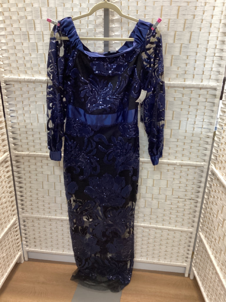 Size 6 Venus blue/black Gown