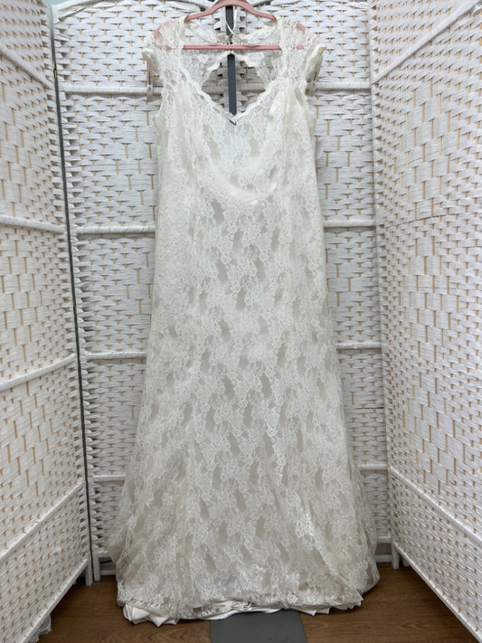 Size 24 Ivory Gown