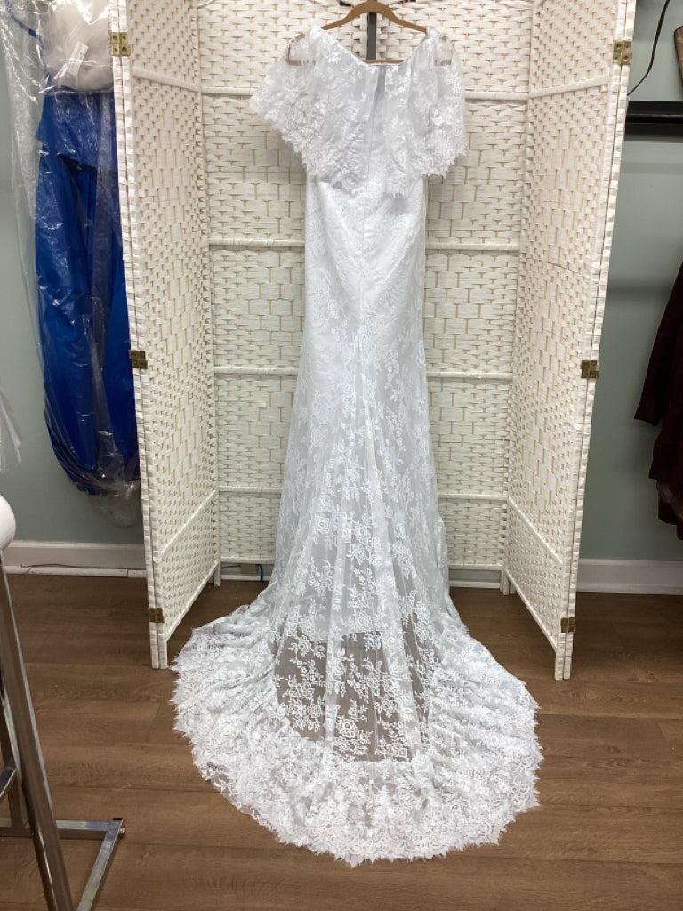 Size 8 White Gown