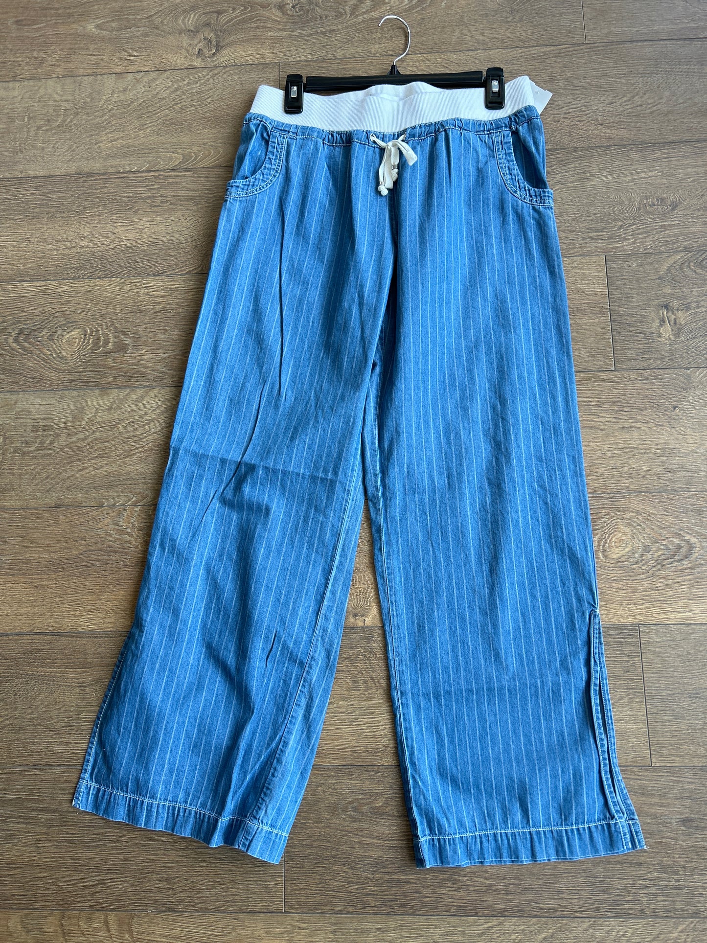 Size M Blue Pants