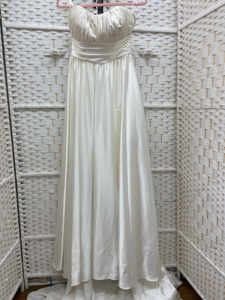 Size 8 Private Collection Off White Gown