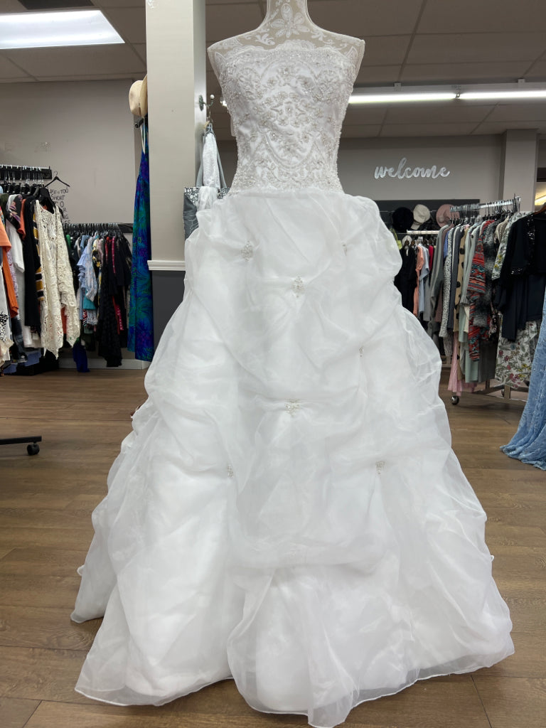 Size 10 Oleg Cassini White Gown