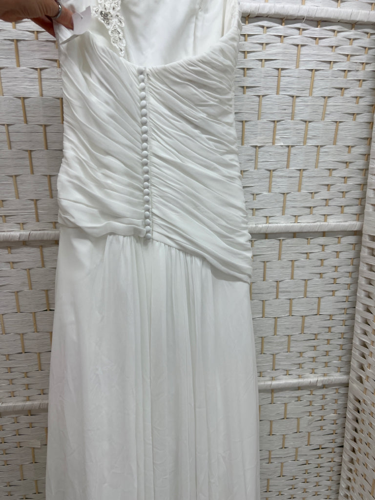 Size 4 Davids Bridal White Gown