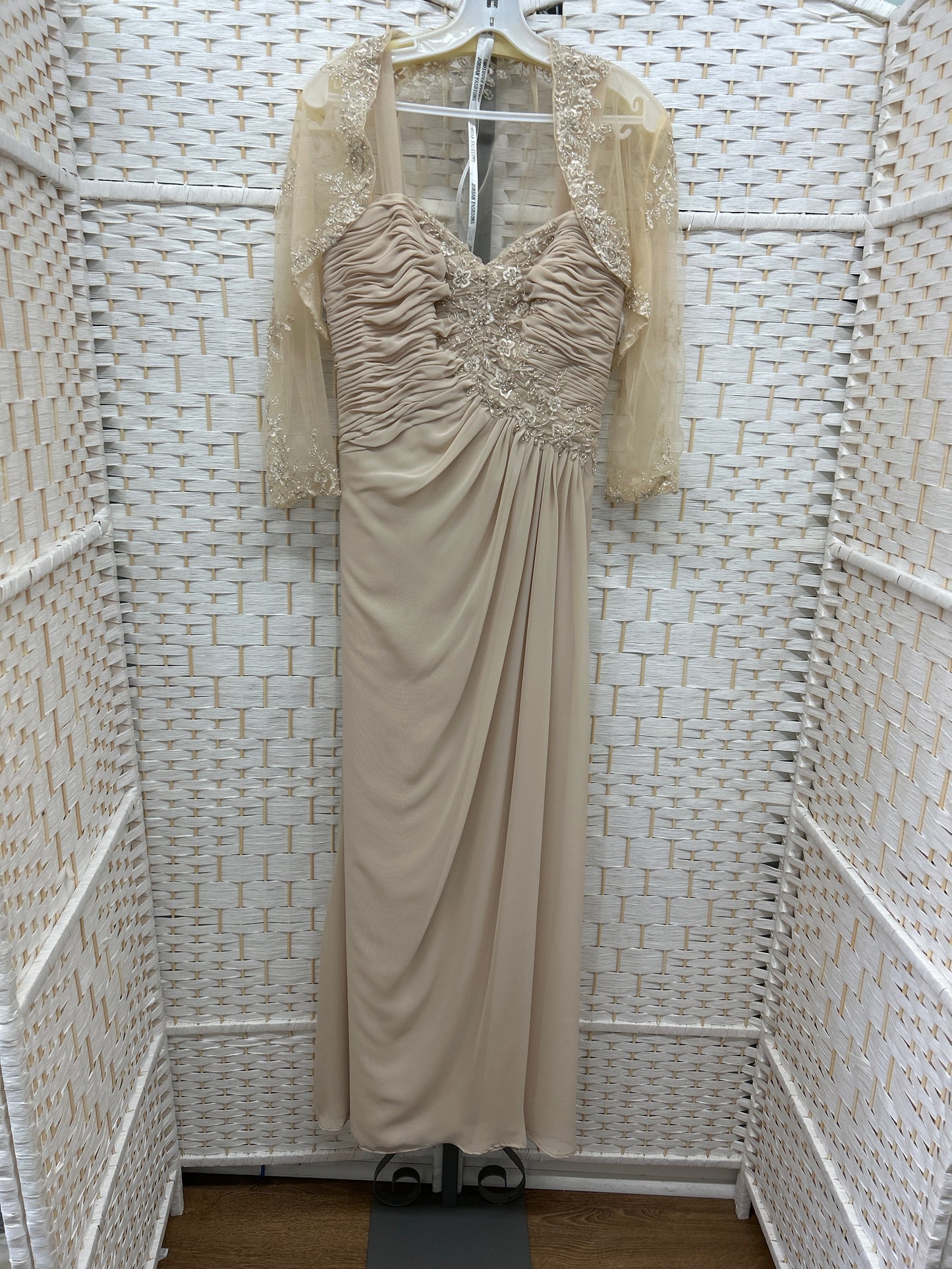 Size 8 Jordan Champagne Gown