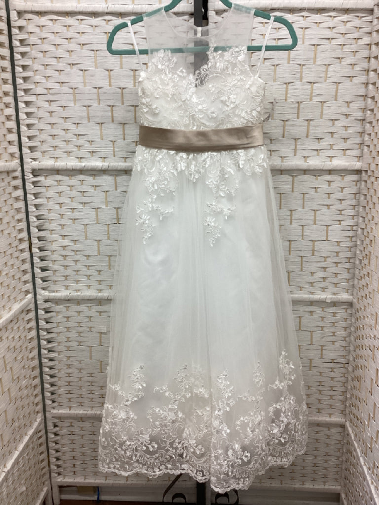 Size 10 White Gown