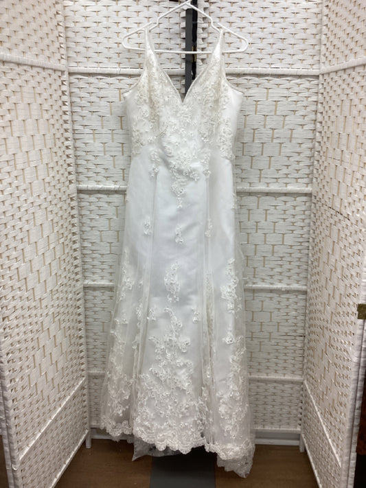 Size 16 White Gown